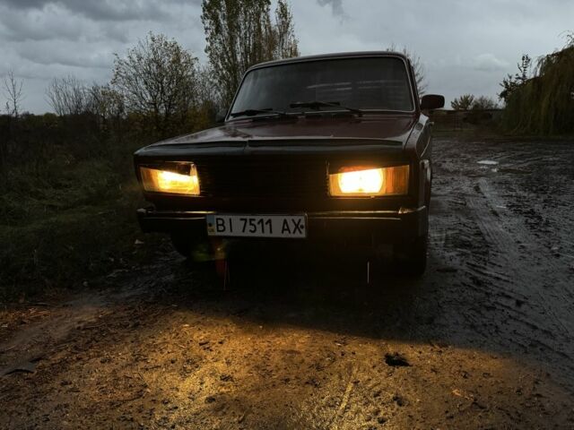 Красный ВАЗ 2105, объемом двигателя 1.3 л и пробегом 190 тыс. км за 700 $, фото 1 на Automoto.ua