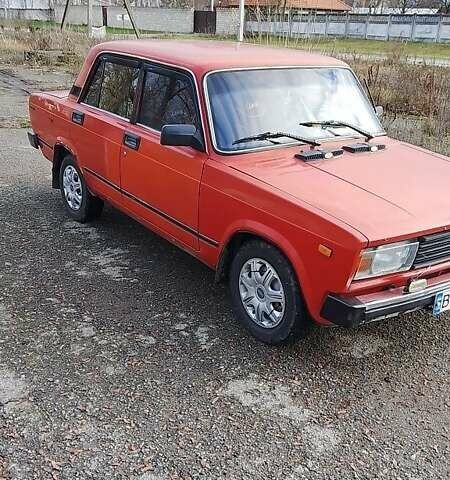 Красный ВАЗ 2105, объемом двигателя 1.3 л и пробегом 68 тыс. км за 800 $, фото 1 на Automoto.ua