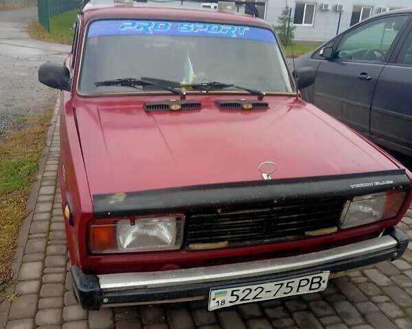 Красный ВАЗ 2105, объемом двигателя 1.5 л и пробегом 241 тыс. км за 750 $, фото 1 на Automoto.ua