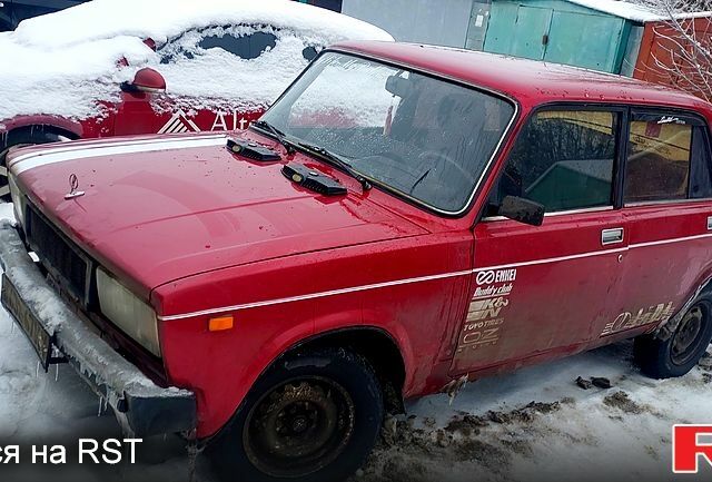 Красный ВАЗ 2105, объемом двигателя 1.3 л и пробегом 200 тыс. км за 620 $, фото 1 на Automoto.ua