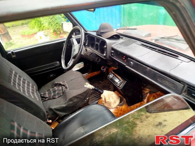 Красный ВАЗ 2105, объемом двигателя 1.3 л и пробегом 0 тыс. км за 480 $, фото 1 на Automoto.ua