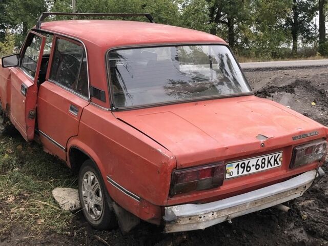 Красный ВАЗ 2105, объемом двигателя 10 л и пробегом 30 тыс. км за 171 $, фото 1 на Automoto.ua