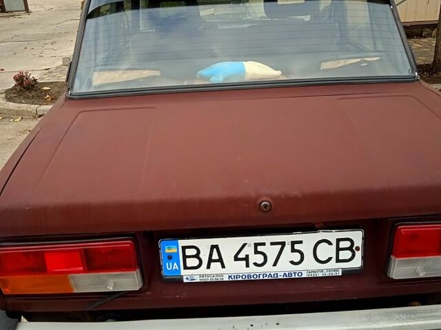 Красный ВАЗ 2105, объемом двигателя 1.3 л и пробегом 0 тыс. км за 600 $, фото 1 на Automoto.ua
