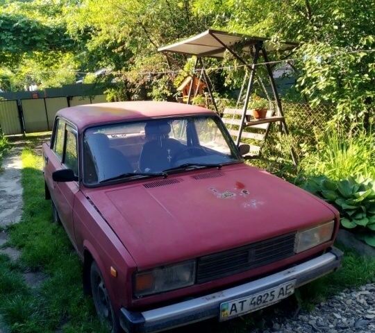 Красный ВАЗ 2105, объемом двигателя 1.5 л и пробегом 1000 тыс. км за 500 $, фото 1 на Automoto.ua