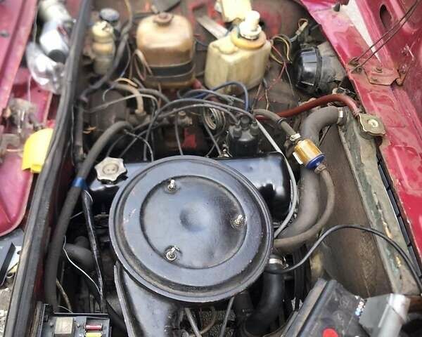 Красный ВАЗ 2105, объемом двигателя 1.3 л и пробегом 450 тыс. км за 550 $, фото 1 на Automoto.ua