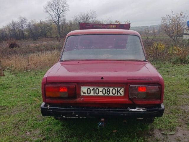 Красный ВАЗ 2105, объемом двигателя 1 л и пробегом 145 тыс. км за 369 $, фото 1 на Automoto.ua