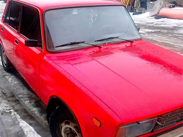Красный ВАЗ 2105, объемом двигателя 1.3 л и пробегом 150 тыс. км за 580 $, фото 1 на Automoto.ua