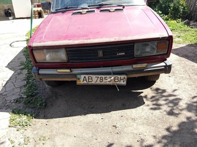 Красный ВАЗ 2105, объемом двигателя 0 л и пробегом 881 тыс. км за 10000 $, фото 1 на Automoto.ua