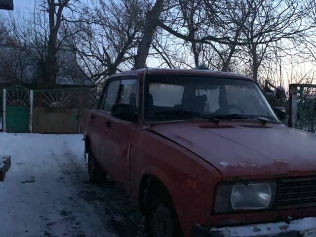Красный ВАЗ 2105, объемом двигателя 0 л и пробегом 7 тыс. км за 500 $, фото 1 на Automoto.ua