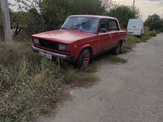 Красный ВАЗ 2105, объемом двигателя 2 л и пробегом 1000 тыс. км за 850 $, фото 1 на Automoto.ua