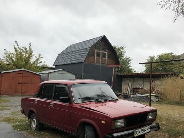 Красный ВАЗ 2105, объемом двигателя 1.3 л и пробегом 130 тыс. км за 558 $, фото 1 на Automoto.ua