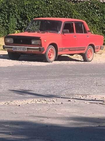 Красный ВАЗ 2105, объемом двигателя 1.2 л и пробегом 27 тыс. км за 900 $, фото 1 на Automoto.ua