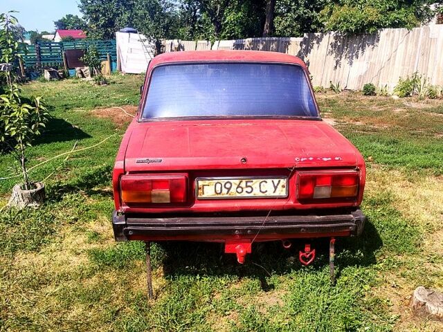 Красный ВАЗ 2105, объемом двигателя 1.5 л и пробегом 0 тыс. км за 160 $, фото 1 на Automoto.ua