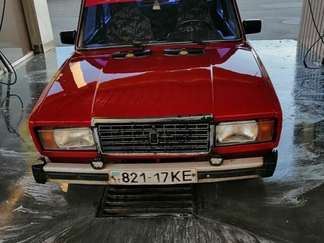 Красный ВАЗ 2105, объемом двигателя 1.6 л и пробегом 95 тыс. км за 850 $, фото 1 на Automoto.ua