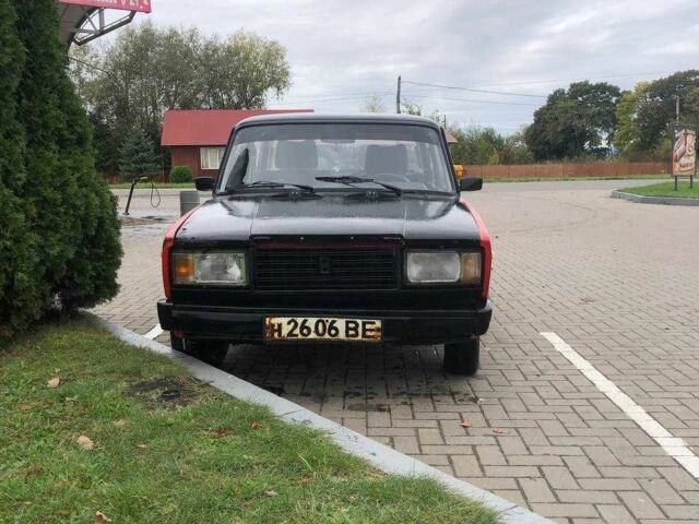 Красный ВАЗ 2105, объемом двигателя 1.3 л и пробегом 68 тыс. км за 550 $, фото 1 на Automoto.ua