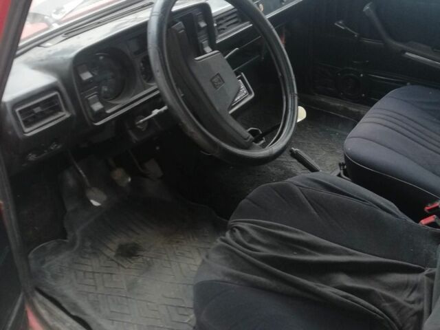 Красный ВАЗ 2105, объемом двигателя 0 л и пробегом 1 тыс. км за 284 $, фото 1 на Automoto.ua