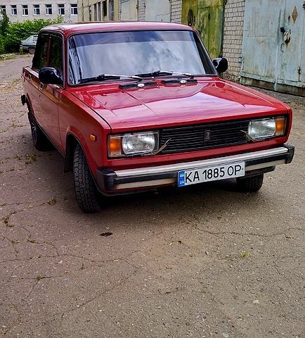 Красный ВАЗ 2105, объемом двигателя 1.3 л и пробегом 337 тыс. км за 1000 $, фото 1 на Automoto.ua