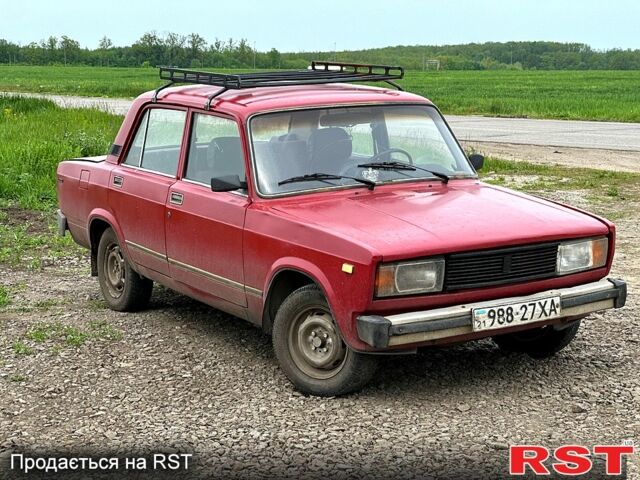 Красный ВАЗ 2105, объемом двигателя 1.5 л и пробегом 220 тыс. км за 400 $, фото 1 на Automoto.ua