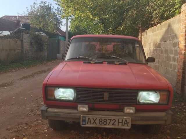 Красный ВАЗ 2105, объемом двигателя 1.5 л и пробегом 98 тыс. км за 800 $, фото 1 на Automoto.ua