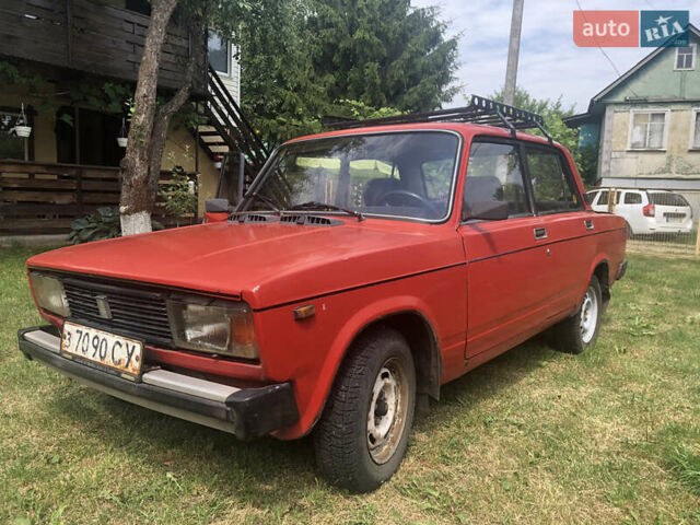 Красный ВАЗ 2105, объемом двигателя 1.3 л и пробегом 300 тыс. км за 1000 $, фото 1 на Automoto.ua