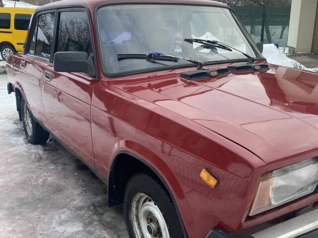 Красный ВАЗ 2105, объемом двигателя 1.3 л и пробегом 58 тыс. км за 808 $, фото 1 на Automoto.ua