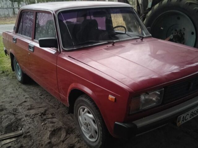 Красный ВАЗ 2105, объемом двигателя 1.98 л и пробегом 61 тыс. км за 497 $, фото 1 на Automoto.ua