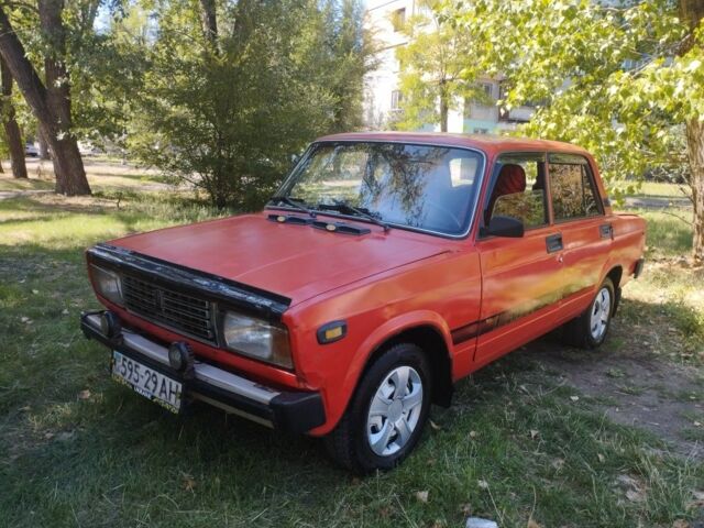 Червоний ВАЗ 2105, об'ємом двигуна 1.3 л та пробігом 100 тис. км за 607 $, фото 1 на Automoto.ua