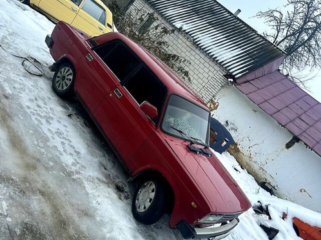 Червоний ВАЗ 2105, об'ємом двигуна 1.5 л та пробігом 123 тис. км за 1000 $, фото 1 на Automoto.ua