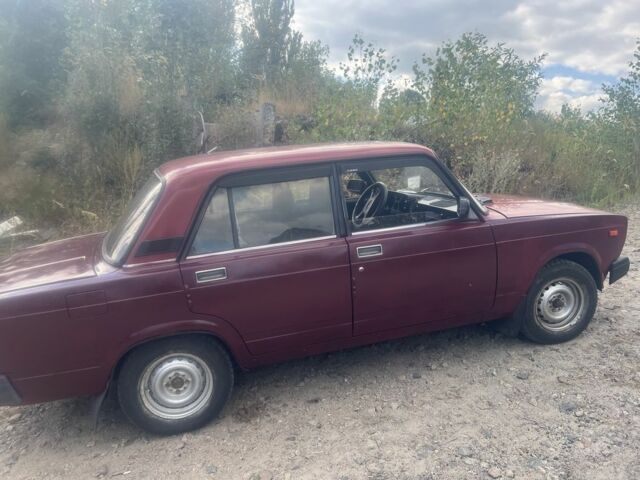 Червоний ВАЗ 2105, об'ємом двигуна 1.5 л та пробігом 3 тис. км за 606 $, фото 1 на Automoto.ua