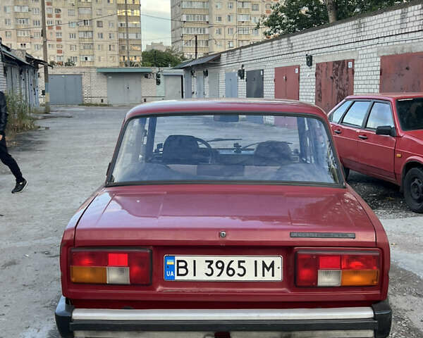 Красный ВАЗ 2105, объемом двигателя 1.45 л и пробегом 64 тыс. км за 1000 $, фото 1 на Automoto.ua