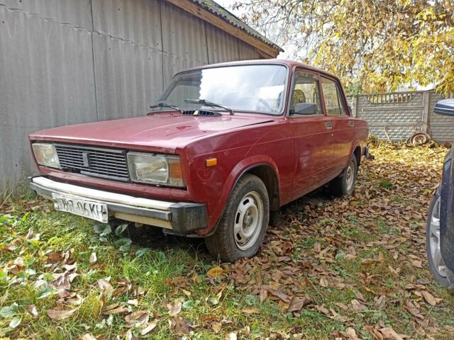 Красный ВАЗ 2105, объемом двигателя 1.5 л и пробегом 160 тыс. км за 520 $, фото 1 на Automoto.ua