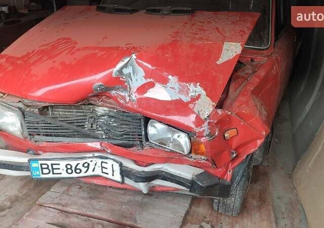 Красный ВАЗ 2105, объемом двигателя 1.5 л и пробегом 87 тыс. км за 600 $, фото 1 на Automoto.ua