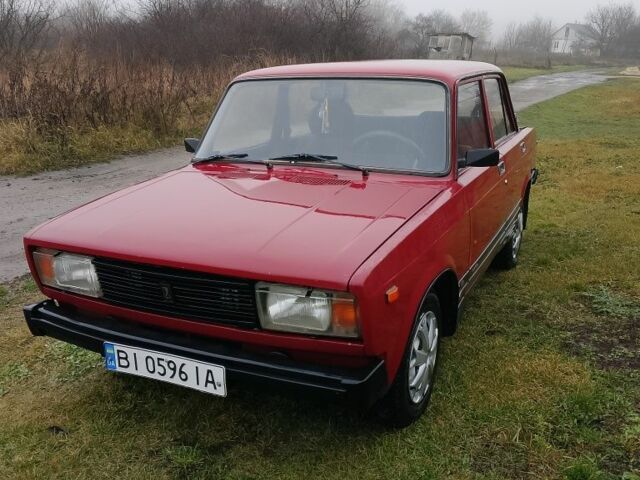 Красный ВАЗ 2105, объемом двигателя 1.5 л и пробегом 1 тыс. км за 520 $, фото 1 на Automoto.ua