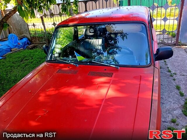 Красный ВАЗ 2105, объемом двигателя 1.3 л и пробегом 100 тыс. км за 850 $, фото 1 на Automoto.ua