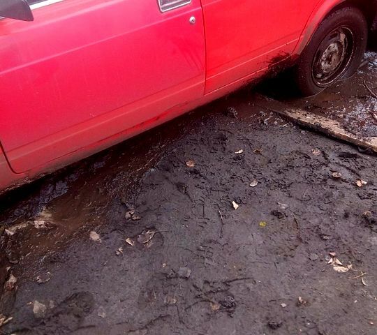 Красный ВАЗ 2105, объемом двигателя 1.5 л и пробегом 0 тыс. км за 750 $, фото 1 на Automoto.ua