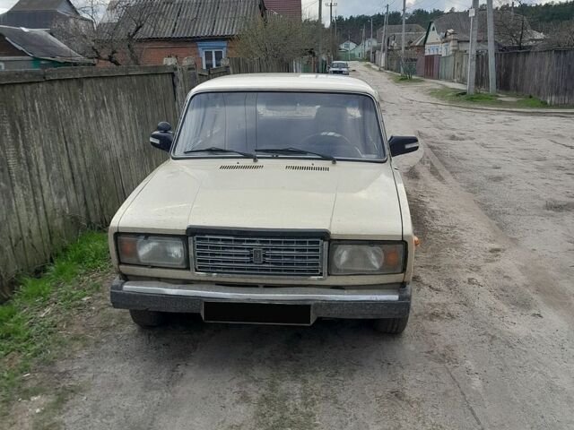 ВАЗ 2105, объемом двигателя 1.5 л и пробегом 200 тыс. км за 401 $, фото 1 на Automoto.ua