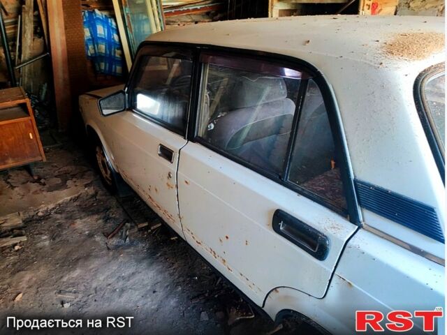 ВАЗ 2105, объемом двигателя 1.5 л и пробегом 111 тыс. км за 400 $, фото 1 на Automoto.ua