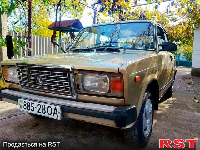 ВАЗ 2105, об'ємом двигуна 1.5 л та пробігом 100 тис. км за 1100 $, фото 1 на Automoto.ua