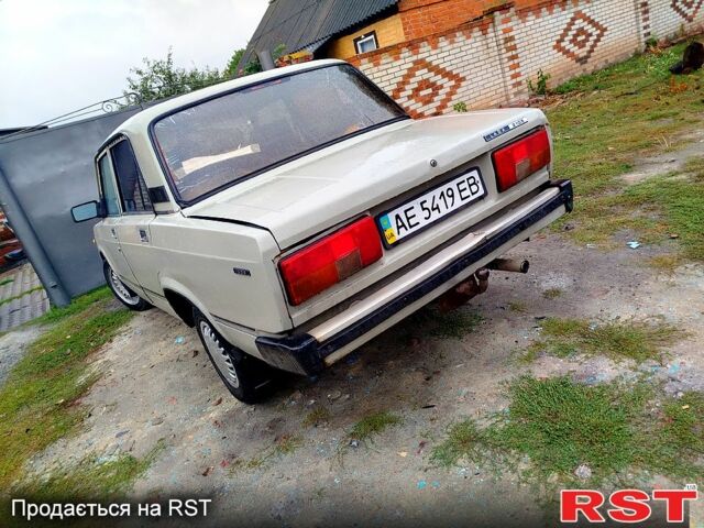ВАЗ 2105, объемом двигателя 1.3 л и пробегом 200 тыс. км за 550 $, фото 1 на Automoto.ua