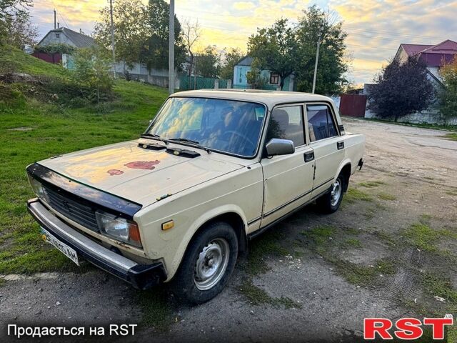 ВАЗ 2105, объемом двигателя 1.5 л и пробегом 250 тыс. км за 500 $, фото 1 на Automoto.ua