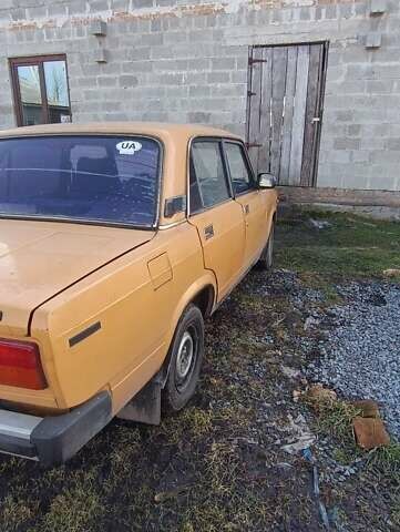 Жовтий ВАЗ 2105, об'ємом двигуна 1.3 л та пробігом 25 тис. км за 388 $, фото 1 на Automoto.ua