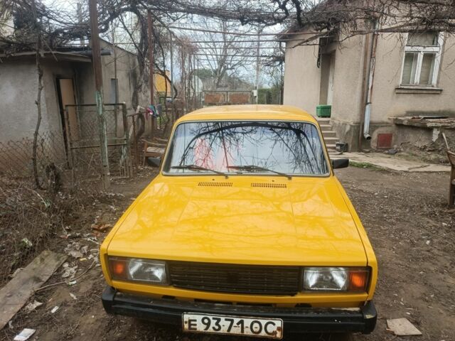 ВАЗ 2105 1983 в Ужгороде на Automoto.ua Желтый ВАЗ 2105, объемом двигателя 1.5 л и пробегом 80 тыс. км за 650 $, фото 1 на Automoto.ua