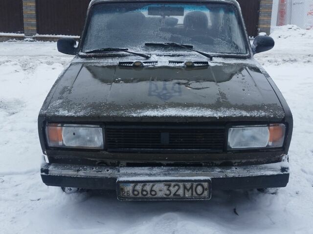 Желтый ВАЗ 2105, объемом двигателя 0 л и пробегом 138 тыс. км за 466 $, фото 1 на Automoto.ua