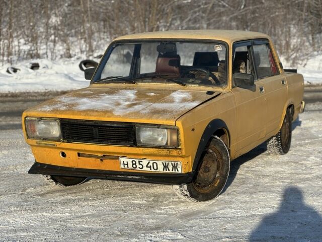 Жовтий ВАЗ 2105, об'ємом двигуна 1.5 л та пробігом 59 тис. км за 1037 $, фото 1 на Automoto.ua