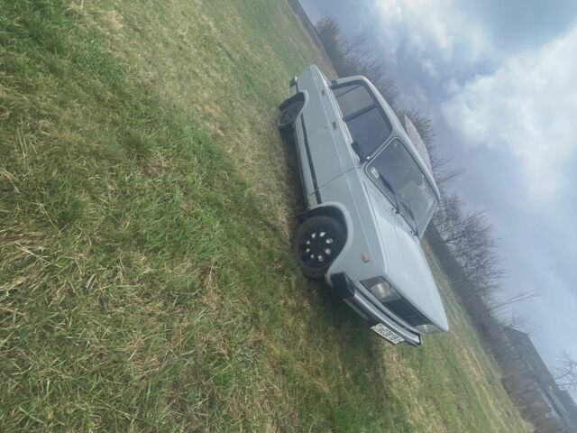 Серый ВАЗ 2105, объемом двигателя 1.3 л и пробегом 3 тыс. км за 700 $, фото 1 на Automoto.ua