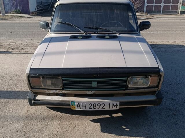 Серый ВАЗ 2105, объемом двигателя 1.5 л и пробегом 30 тыс. км за 565 $, фото 1 на Automoto.ua