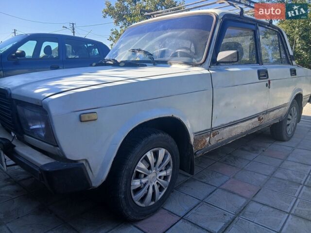 Серый ВАЗ 2105, объемом двигателя 1.5 л и пробегом 120 тыс. км за 700 $, фото 1 на Automoto.ua