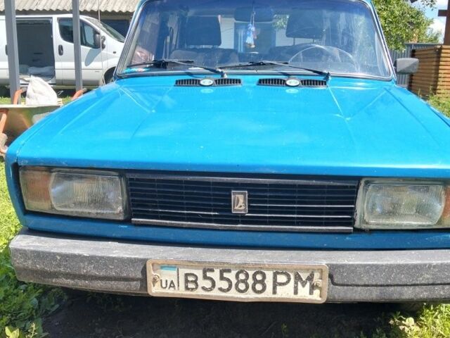 Синий ВАЗ 2105, объемом двигателя 0 л и пробегом 300 тыс. км за 550 $, фото 1 на Automoto.ua