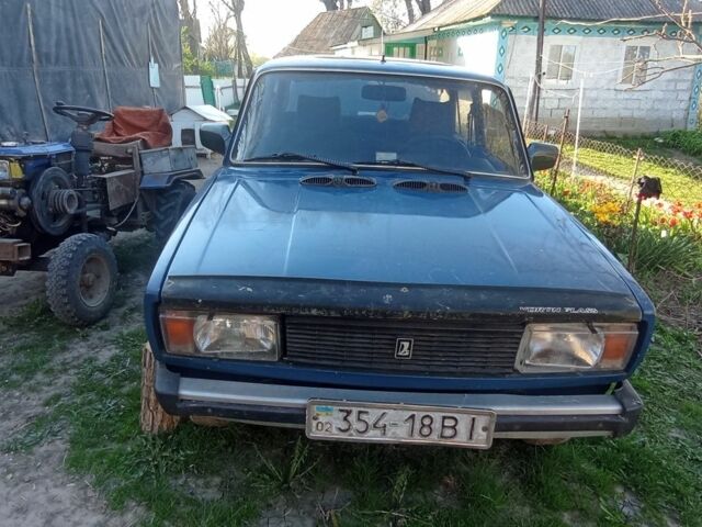 Синий ВАЗ 2105, объемом двигателя 1.5 л и пробегом 160 тыс. км за 900 $, фото 1 на Automoto.ua