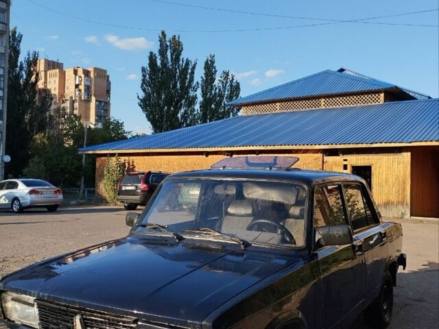 Синий ВАЗ 2105, объемом двигателя 1 л и пробегом 99 тыс. км за 533 $, фото 1 на Automoto.ua
